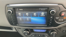 Toyota Yaris 1.5 Hybrid Icon 5dr CVT Hybrid Hatchback